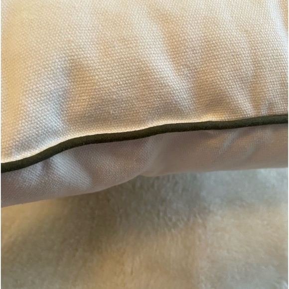 Mini Hello Spring decor pillow - Picture 3 of 4